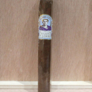 Diamond Crown Julius Caeser Toro (single)